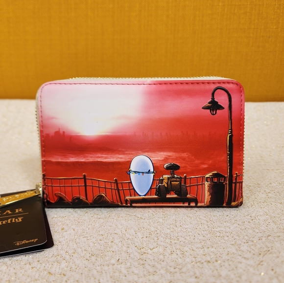 Loungefly Disney Pixar Wall-E Date Night Eve Sunset Zip Around Wallet NEW - Picture 1 of 12